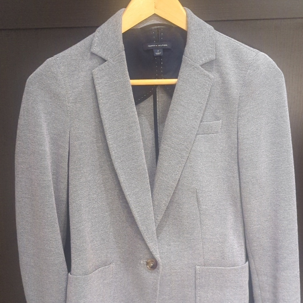 Women's Tommy Hilfiger Classic Gray Sport Riding Equestrian Jacket - Size 2 New - Picture 4 of 9